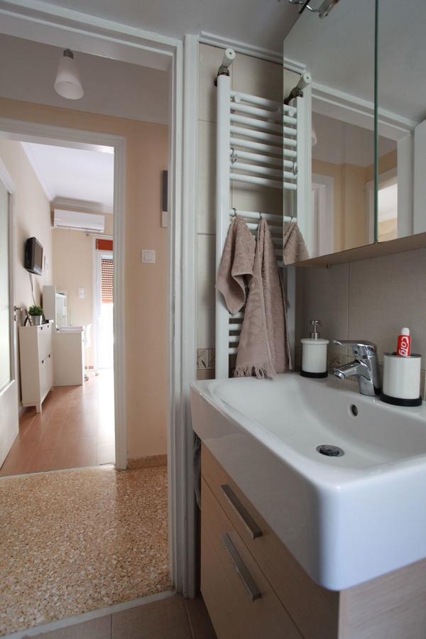 A Skip Away From The Acropolis Museum - 1 Bdrm Apartment Athene Buitenkant foto